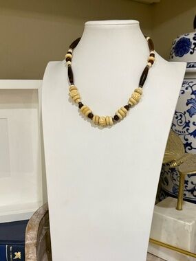 Vintage Faux Wood Carved Design Necklace